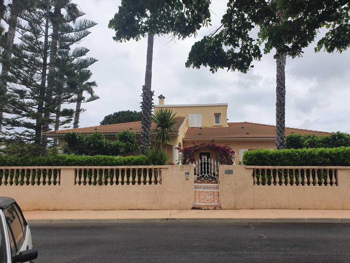 Villa Les Palmiers -Stretta Di I Mandarini ลูเชียนา ภายนอก รูปภาพ